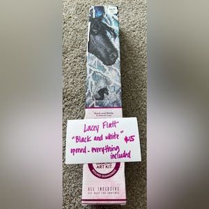 DAC black and white diamond painting